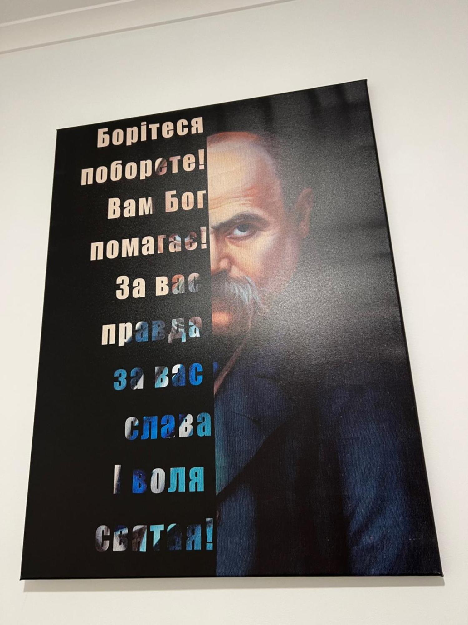 Ukrainian House Апартаменти На Площі Ринок Leopoli Esterno foto