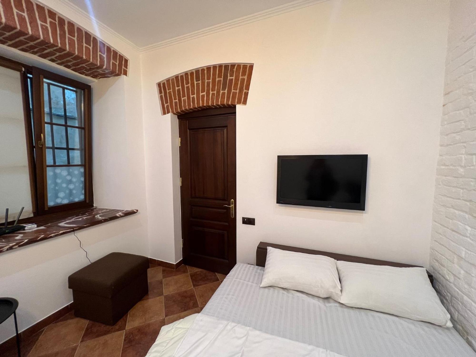 Ukrainian House Апартаменти На Площі Ринок Leopoli Esterno foto